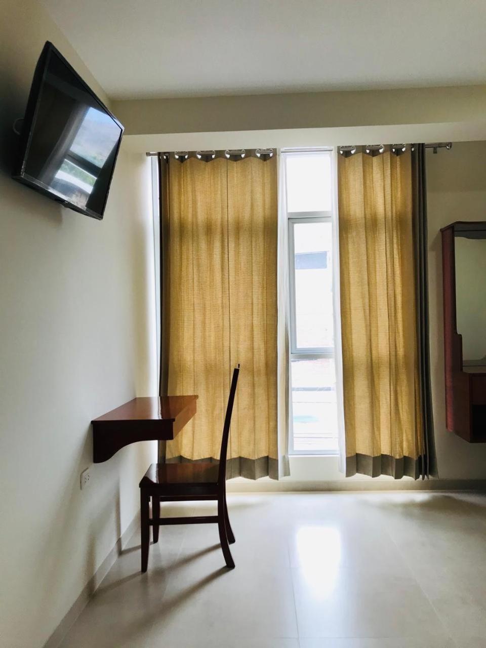 Hotel Americano Jaen Bagian luar foto